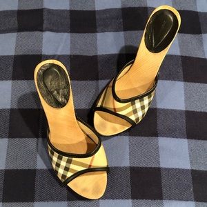 Burberry Classic print Wood Heels